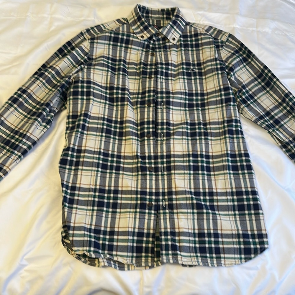 Vineyard Vines shirt- worn once bought this season